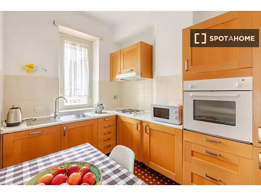 Immagine 11 di Appartamento in affitto  in Viale di Trastevere a Roma