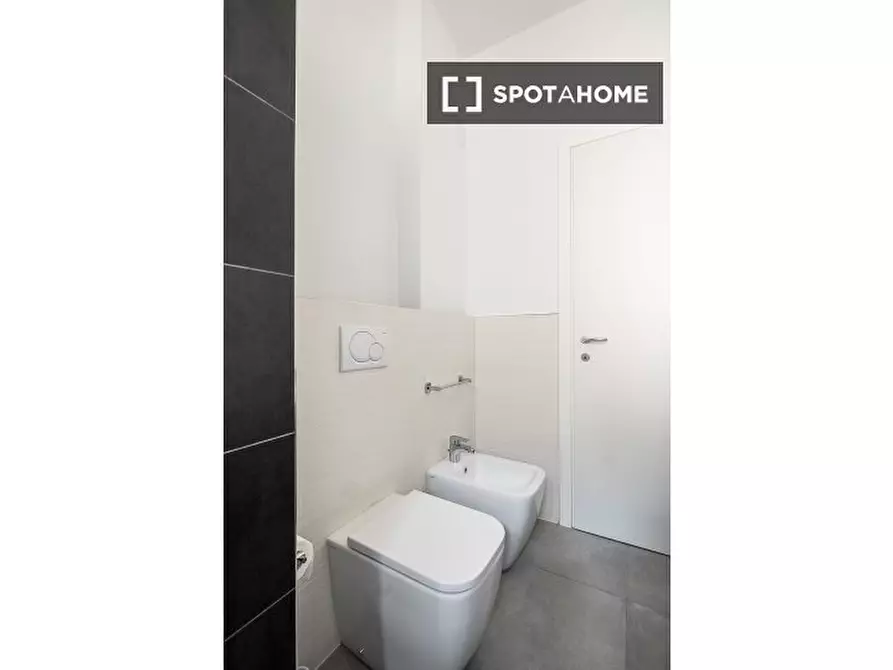 Immagine 17 di Appartamento in affitto  in Via Giovanni Lorenzo Bernini a Bologna