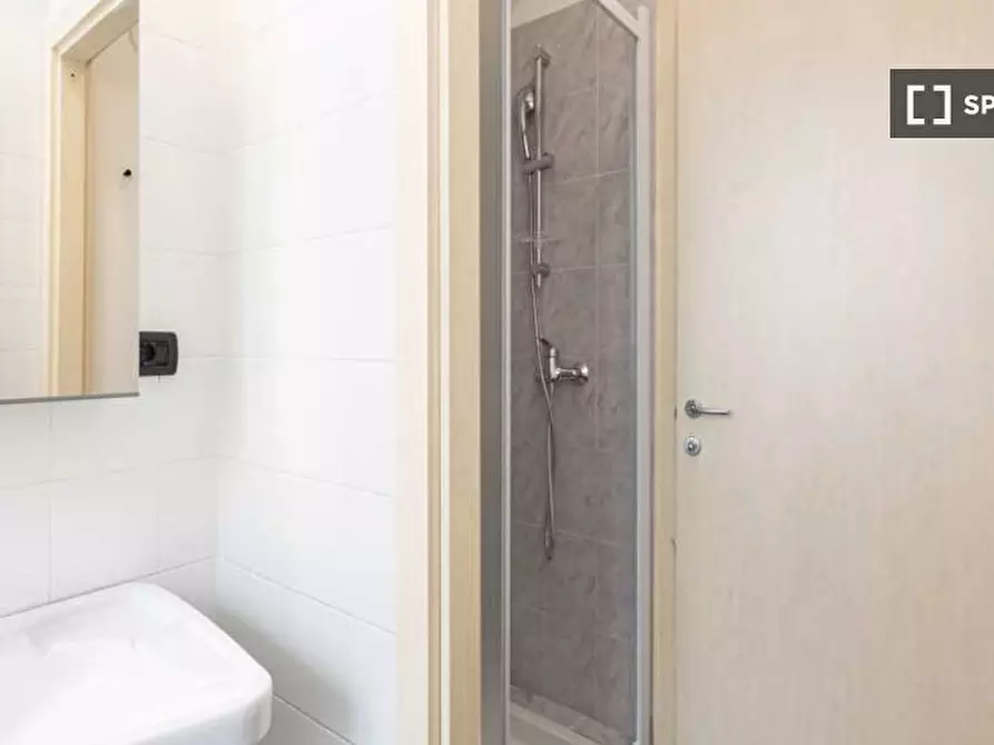 Immagine 17 di Camera condivisa in affitto  in Via Nino Bixio a Milano