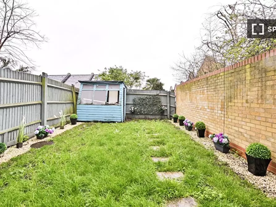 Immagine 13 di Appartamento in affitto  in Grimsby Grove a East Ham