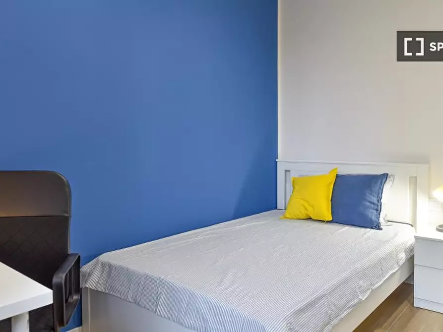 Immagine 3 di Camera condivisa in affitto  in Via Cesana a Torino