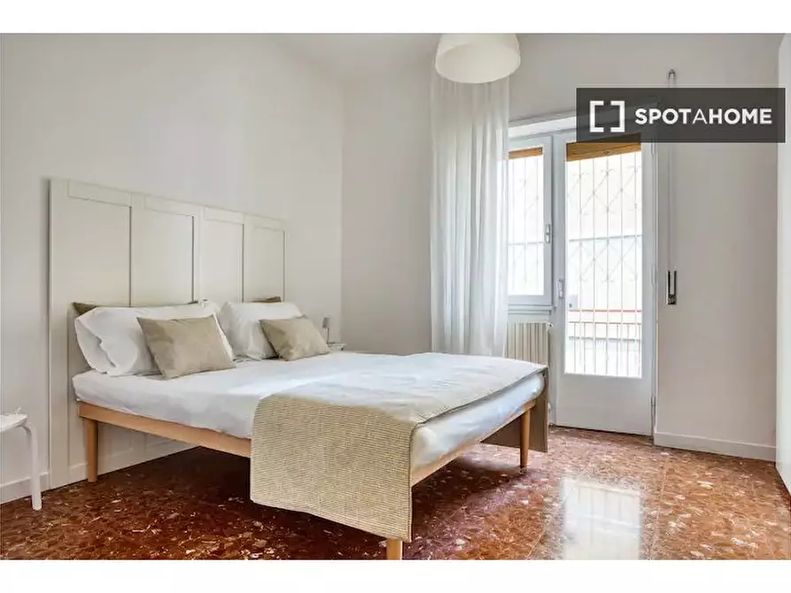 Immagine 1 di Appartamento in affitto  in Via Alfredo Serranti a Roma