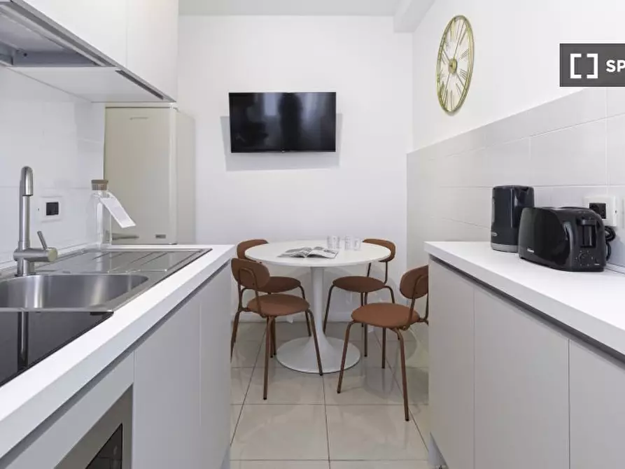 Immagine 6 di Appartamento in affitto  in Via Federico Confalonieri a Milano