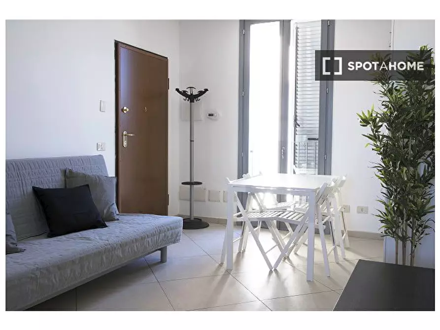 Immagine 5 di Camera condivisa in affitto  in Via Giuseppe De Finetti a Milano