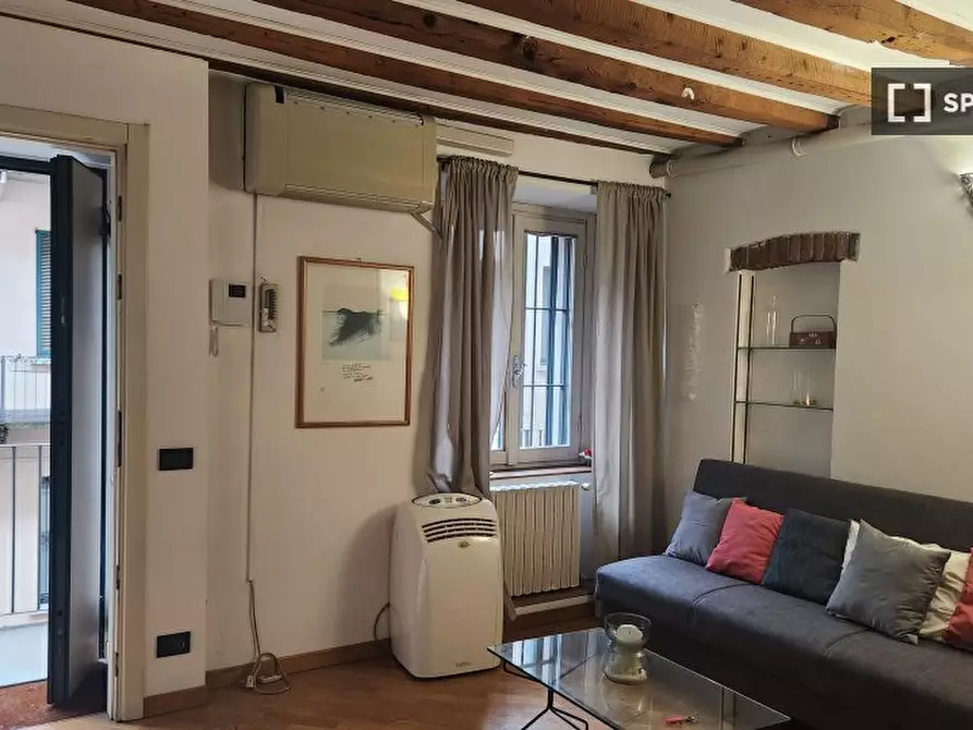 Immagine 15 di Appartamento in affitto  in Via Vigevano a Milano