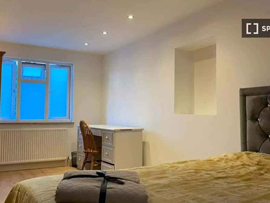 Immagine 12 di Appartamento in affitto  in Carlton Rd a Crayford