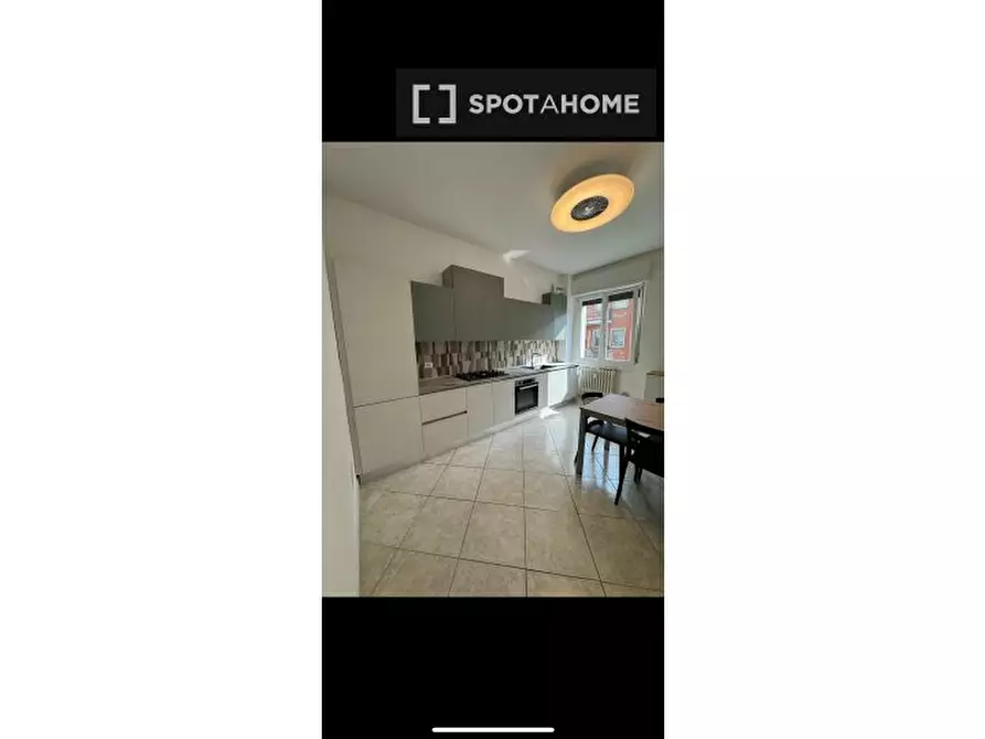 Immagine 5 di Camera condivisa in affitto  in Via Giuseppe Verdi a Locate Di Triulzi
