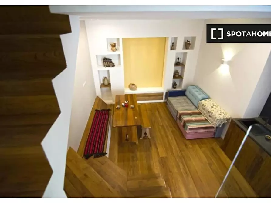 Immagine 2 di Appartamento in affitto  in Via Nilo a Napoli