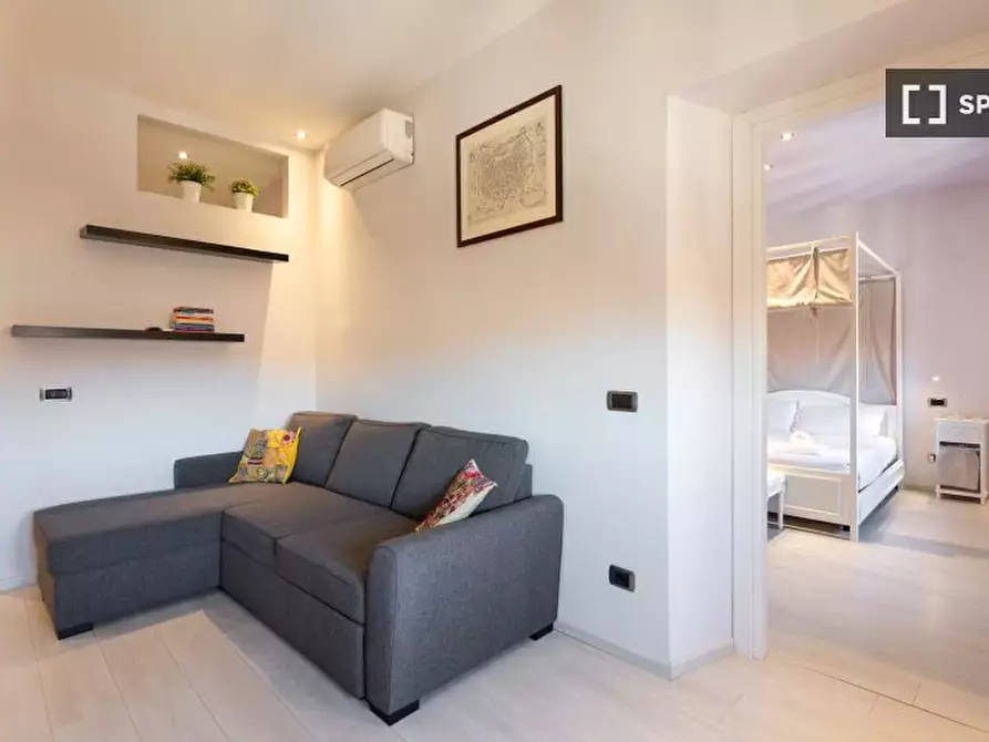 Immagine 10 di Appartamento in affitto  in Via dei Brunelleschi a Firenze