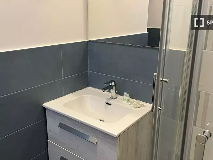 Immagine 5 di Camera condivisa in affitto  in Via Cerreto di Spoleto a Roma