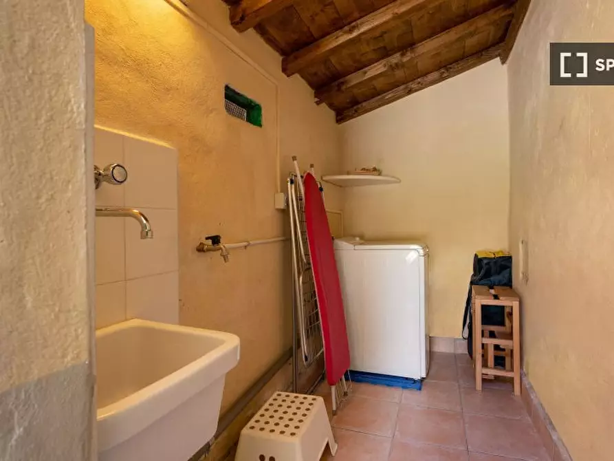 Immagine 16 di Appartamento in affitto  in Via Ugo Foscolo a Firenze