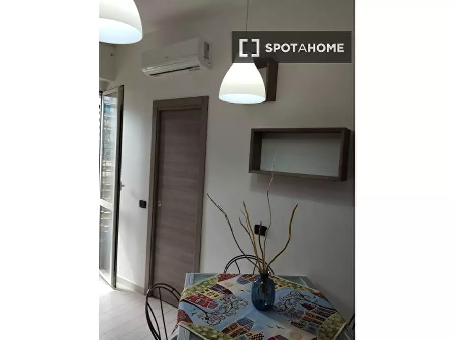 Immagine 1 di Appartamento in affitto  in Via Benevento a Milano