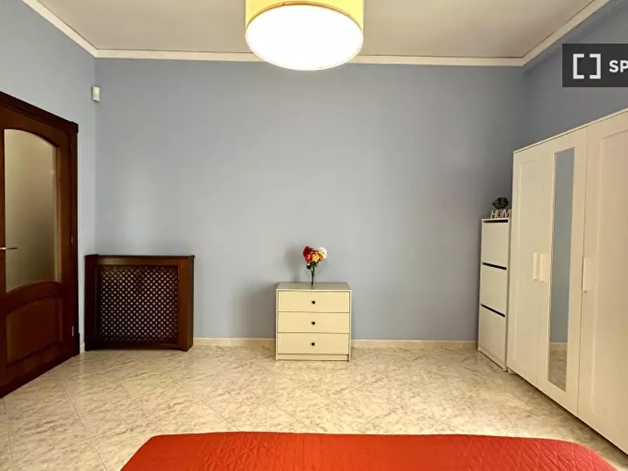 Immagine 7 di Camera condivisa in affitto  in Via Diocleziano n. a Casandrino