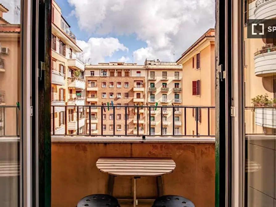 Immagine 2 di Appartamento in affitto  in Via Acaia a Roma