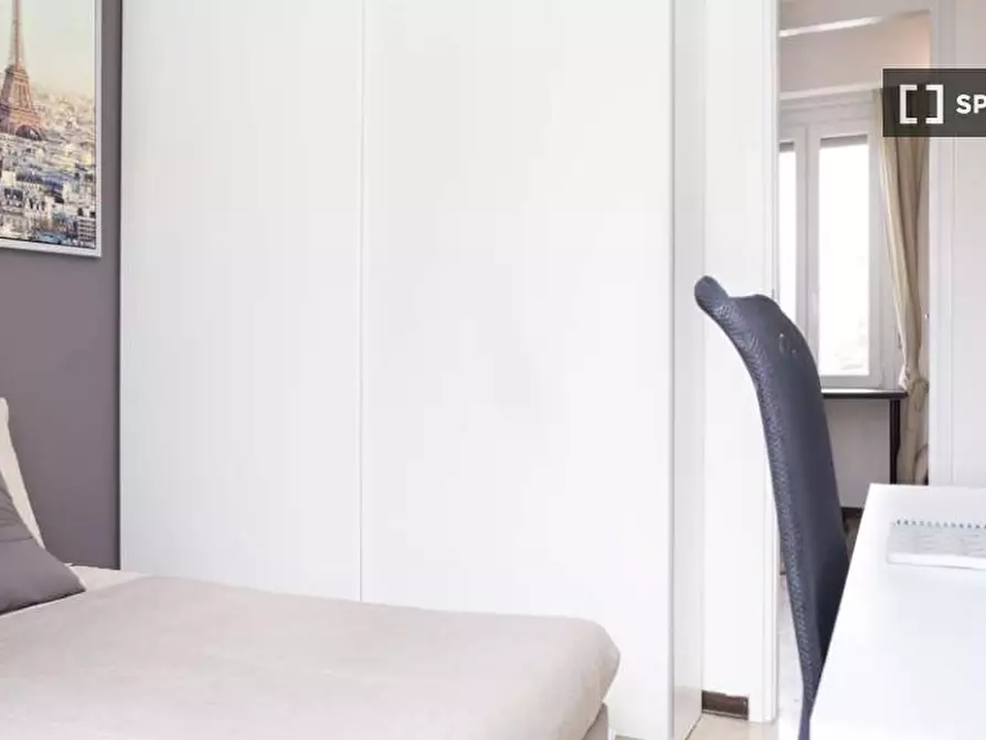 Immagine 2 di Camera condivisa in affitto  in Viale Carlo Espinasse a Milano