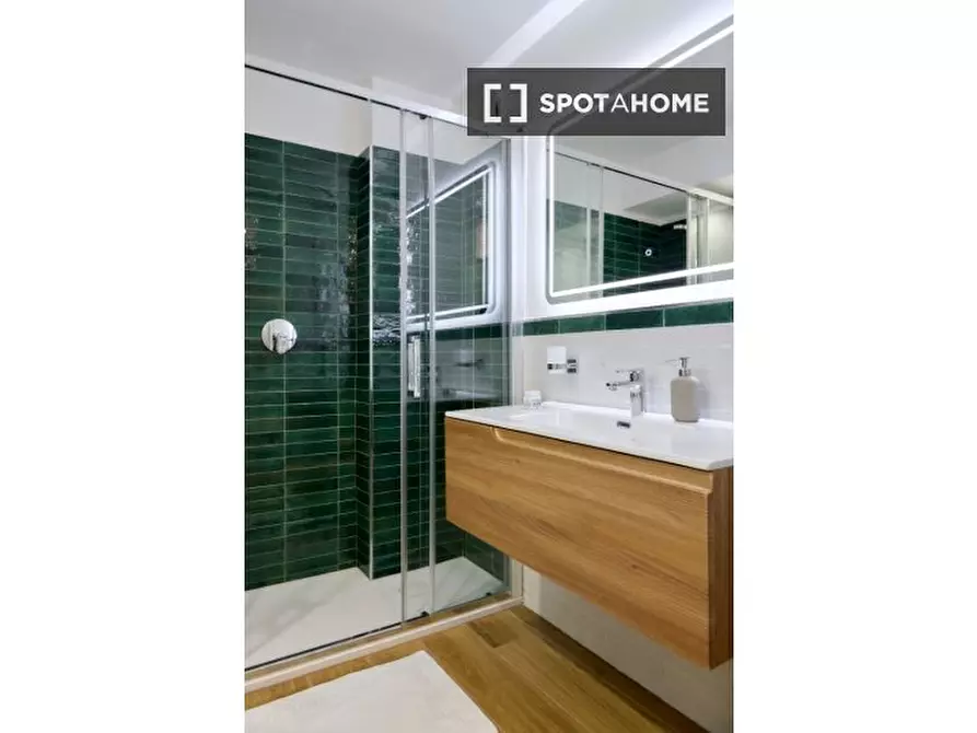 Immagine 10 di Appartamento in affitto  in Via Giulia di Gallese a Roma