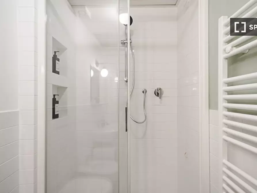 Immagine 14 di Appartamento in affitto  in Via del Colosseo a Roma