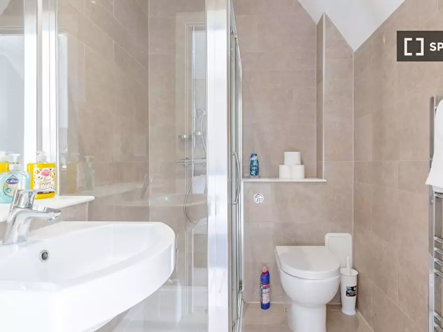 Immagine 7 di Appartamento in affitto  in a Mildenhall Rd a Hackney