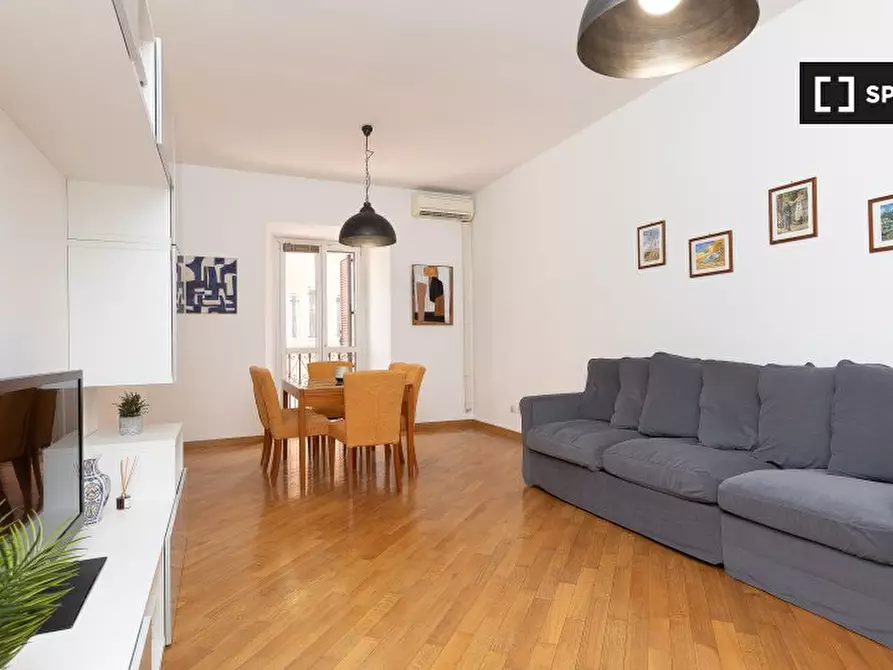 Immagine 8 di Appartamento in affitto  in Viale Giulio Cesare a Roma