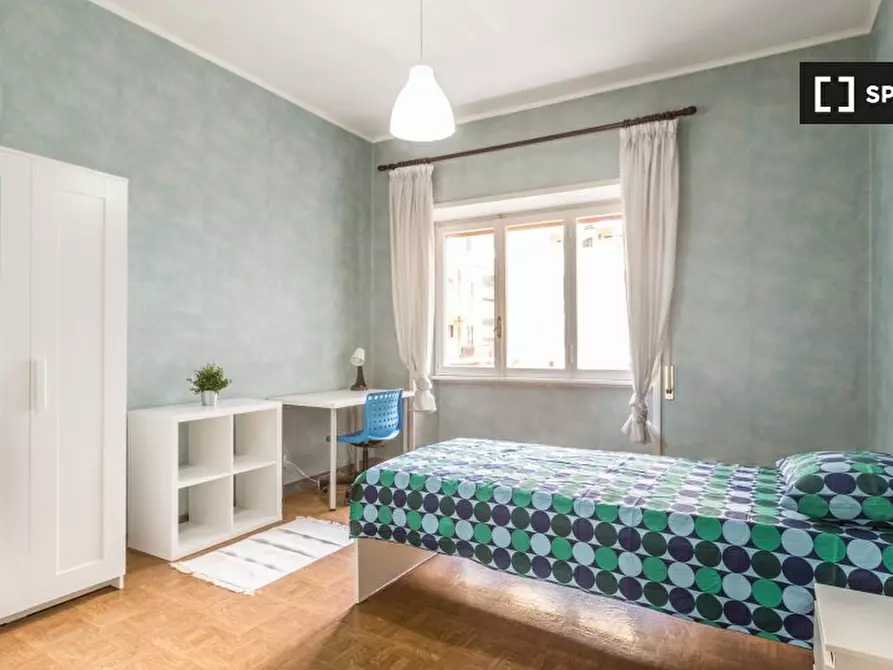 Immagine 2 di Camera condivisa in affitto  in Via Statilio Ottato a Roma