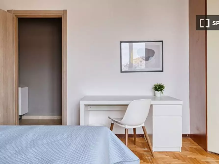 Immagine 2 di Camera condivisa in affitto  in Via Maniago a Milano