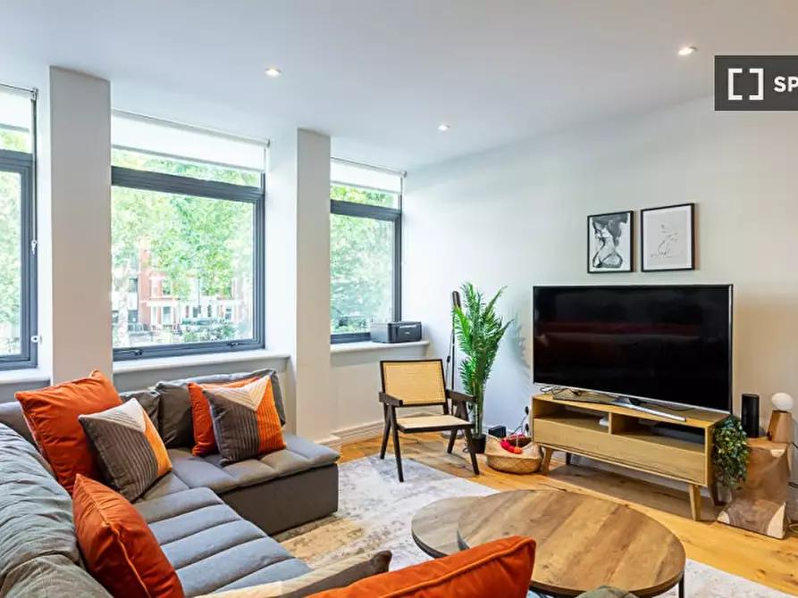 Immagine 1 di Appartamento in affitto  in Red Lion Square a Camden Town