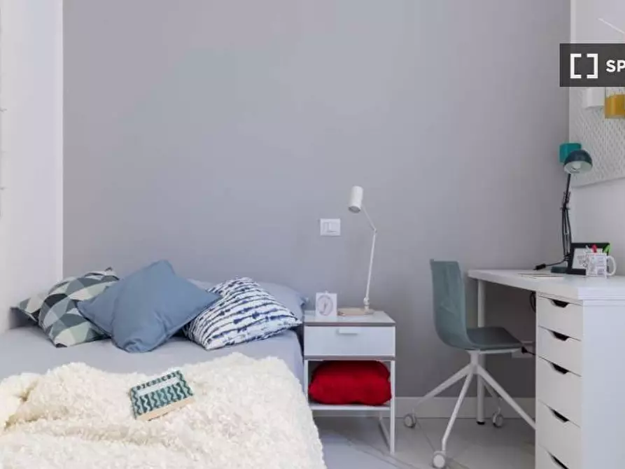 Immagine 3 di Camera condivisa in affitto  in Viale Bligny a Milano