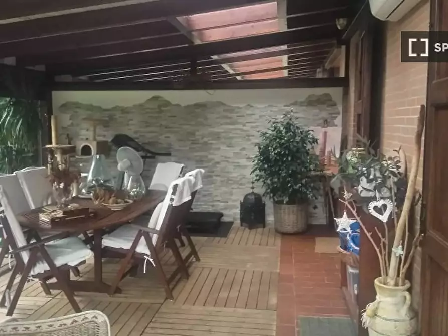 Immagine 12 di Camera condivisa in affitto  in Via Calamosco a Bologna