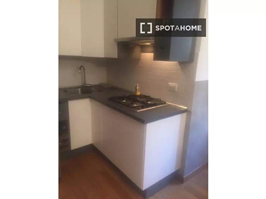 Immagine 7 di Ufficio in affitto  in Viale Carlo Espinasse a Milano