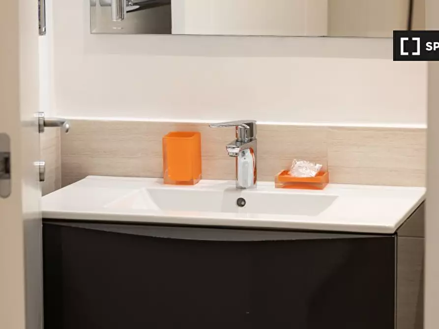 Immagine 19 di Appartamento in affitto  in Via Paola a Roma