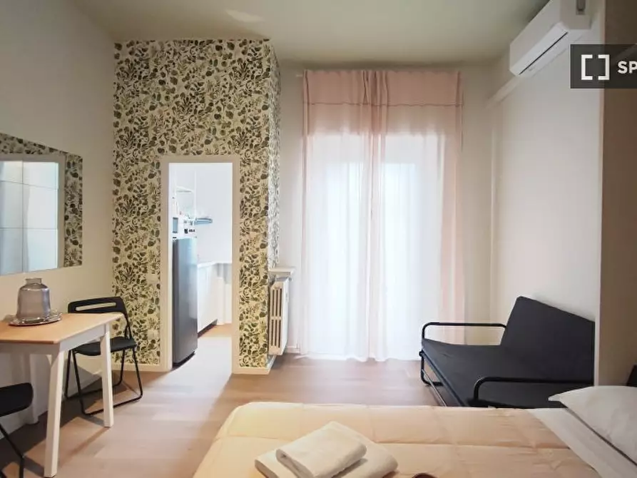 Immagine 2 di Ufficio in affitto  in Via Monte S. Genesio a Milano