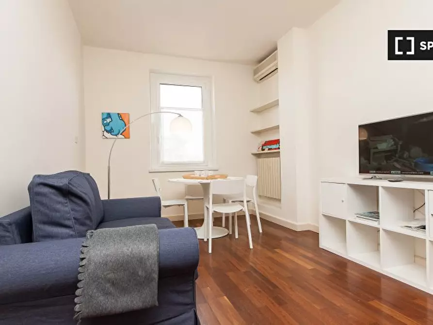 Immagine 1 di Appartamento in affitto  in Via Guglielmo Calderini, 00196 Roma RM, Italy a Roma
