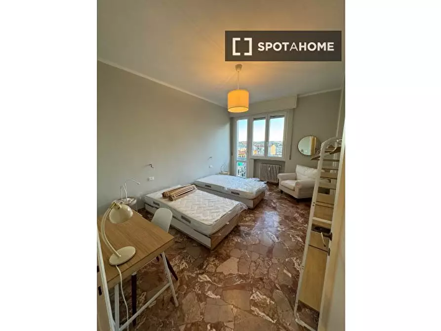 Immagine 16 di Camera condivisa in affitto  in Via Giannotto Bastianelli a Firenze