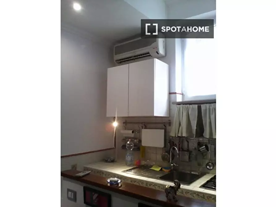 Immagine 16 di Appartamento in affitto  in Via Volterra a Roma