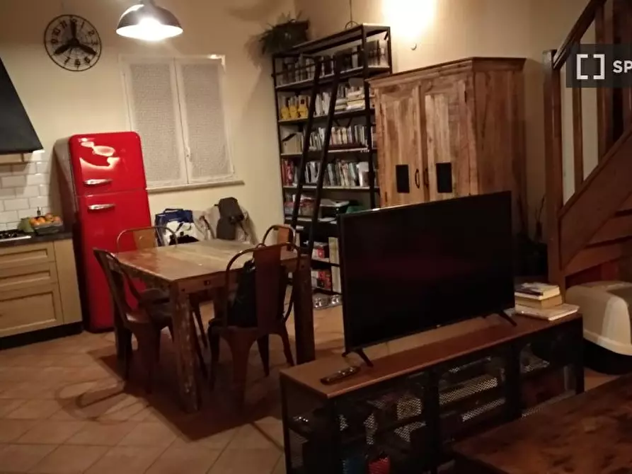 Immagine 8 di Ufficio in affitto  in Via del Mandrione a Roma