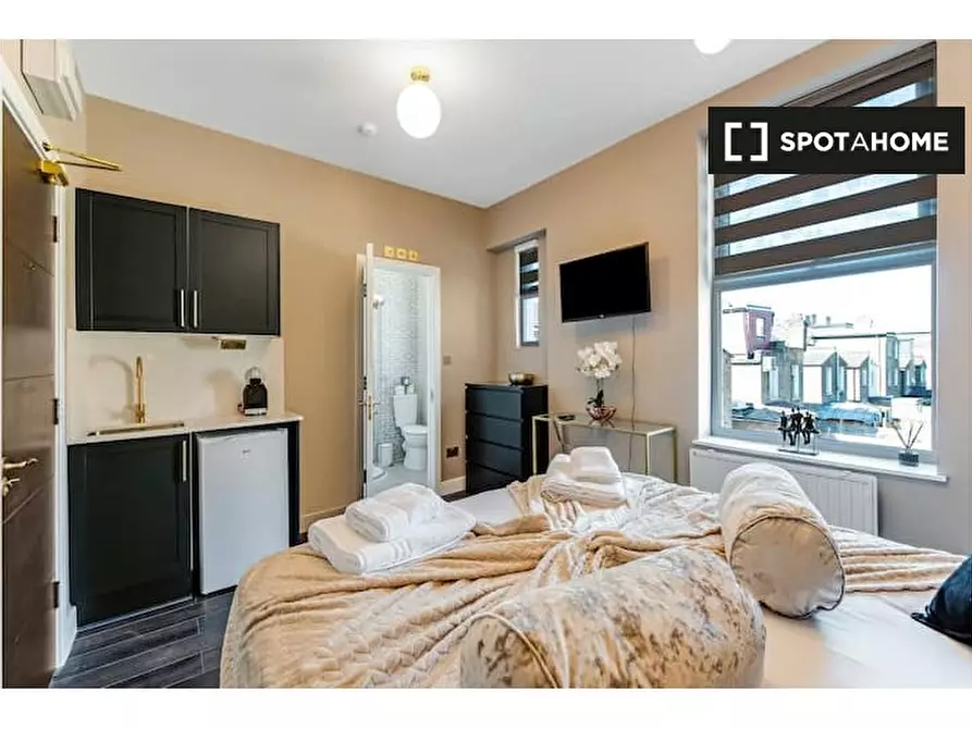 Immagine 8 di Ufficio in affitto  in High Rd a Tottenham