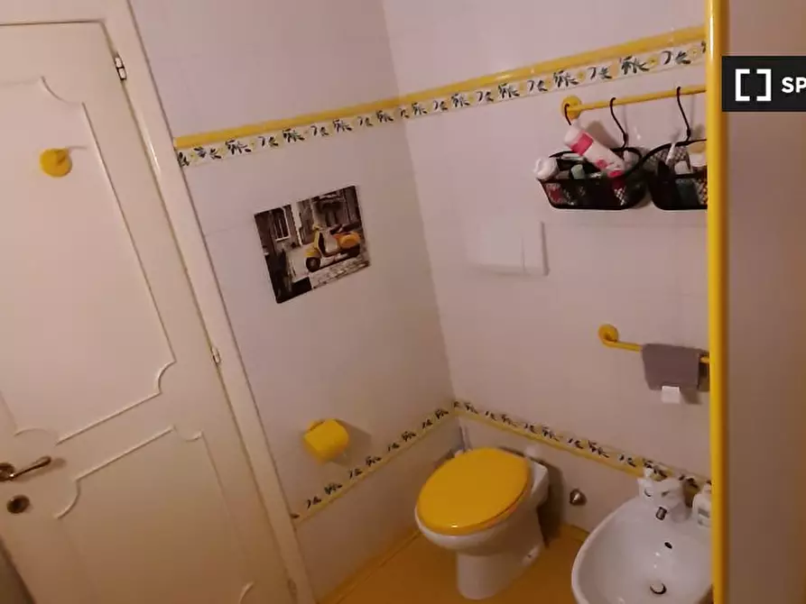 Immagine 6 di Camera condivisa in affitto  in Via S. Lucio, 00165 Roma RM, Italy a Roma