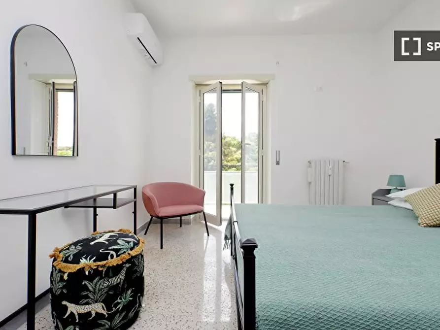 Immagine 19 di Appartamento in affitto  in Via di Valle Aurelia a Roma