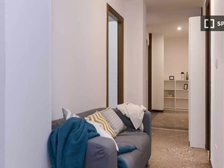 Immagine 8 di Camera condivisa in affitto  in Viale Giovanni Vicini a Bologna