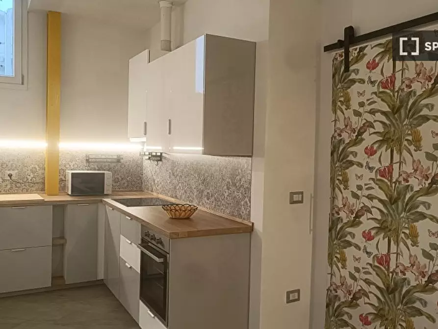 Immagine 11 di Camera condivisa in affitto  in Via Castellammare a Milano