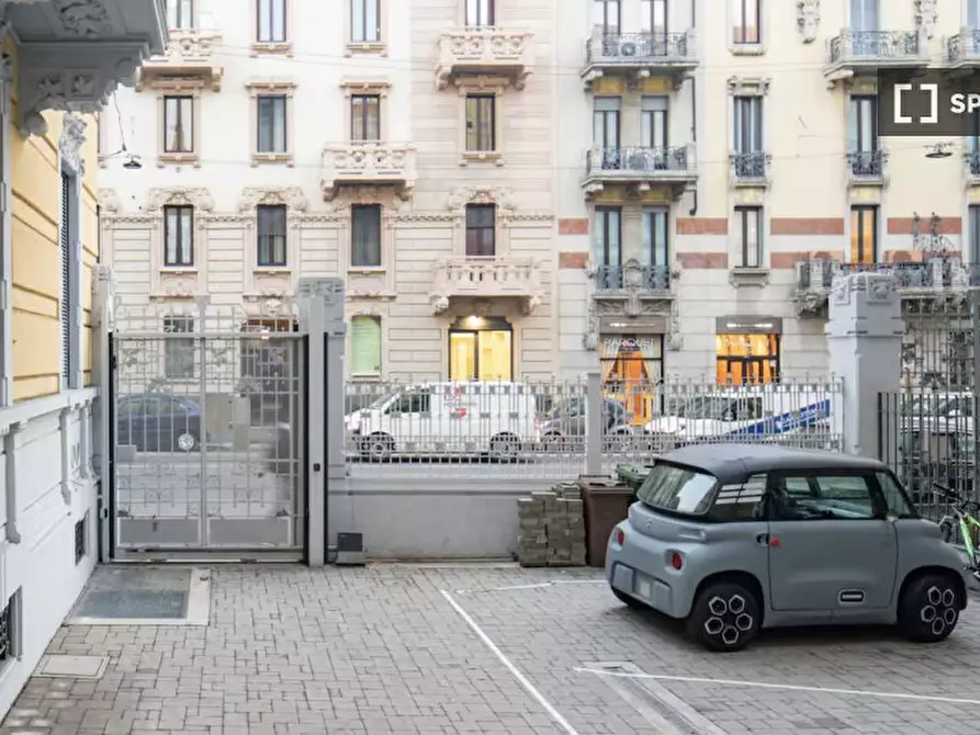 Immagine 18 di Appartamento in affitto  in Viale dei Mille a Milano