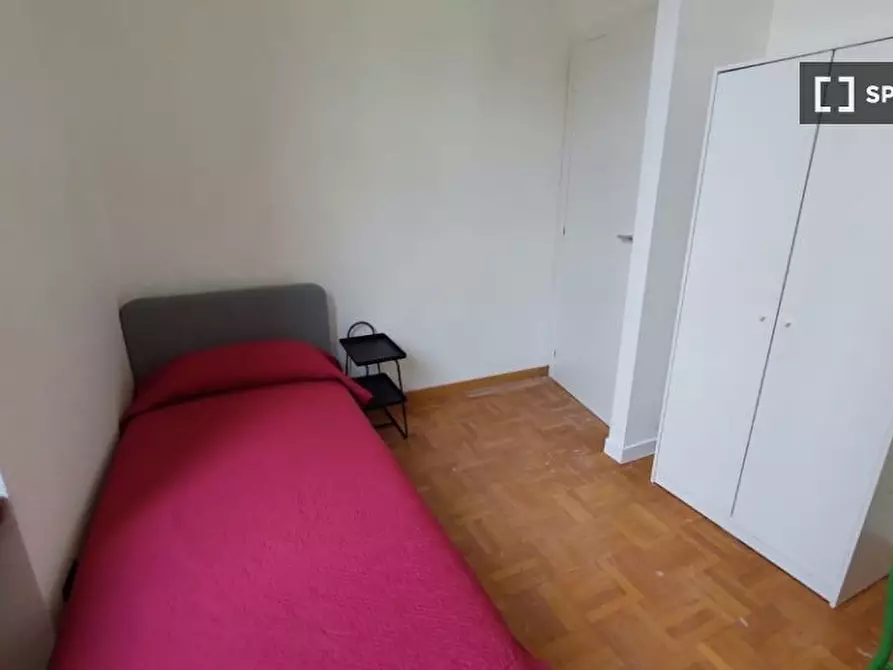 Immagine 3 di Camera condivisa in affitto  in Via Giuseppe la Farina a Firenze