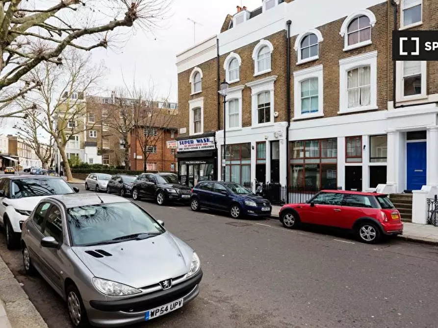 Immagine 10 di Appartamento in affitto  in Cornwall Cres a Kensington