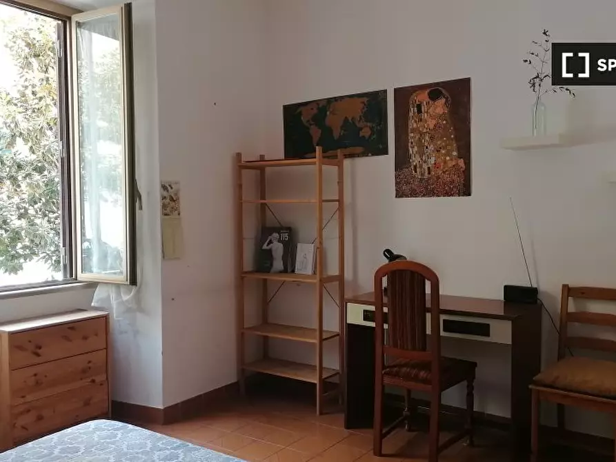 Immagine 5 di Camera condivisa in affitto  in Via Foligno a Roma