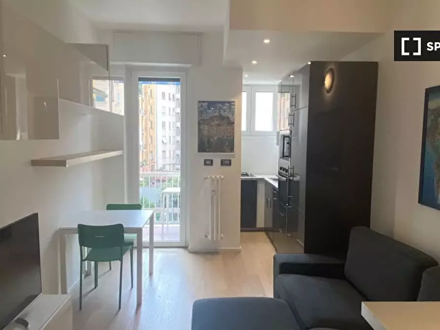 Immagine 8 di Appartamento in affitto  in Via Gressoney a Milano