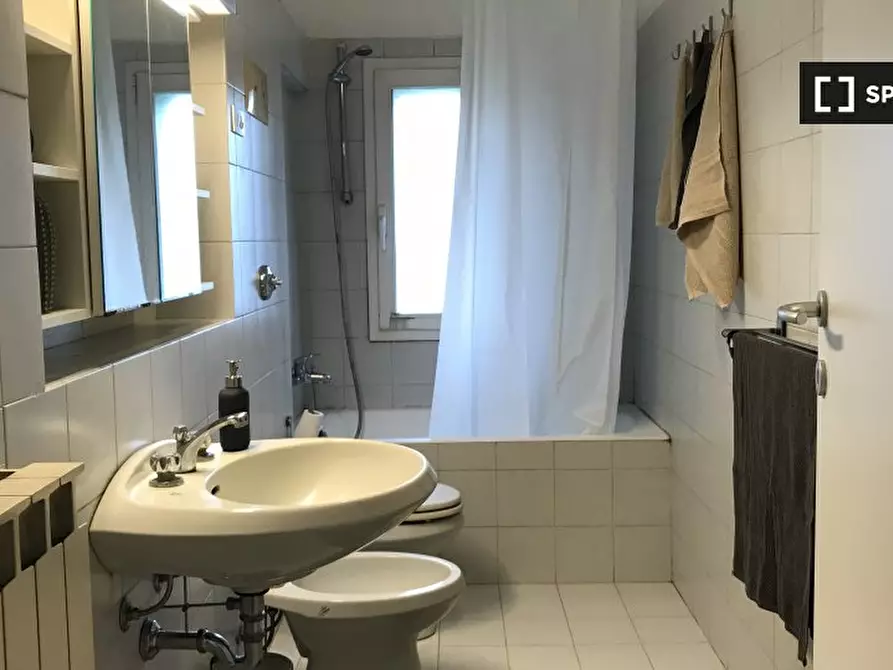 Immagine 14 di Camera condivisa in affitto  in Viale Bligny a Milano