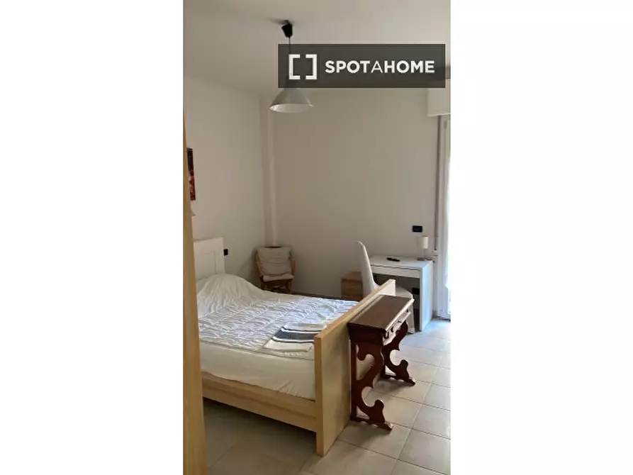 Immagine 3 di Camera condivisa in affitto  in Via Irma Bandiera a Bologna