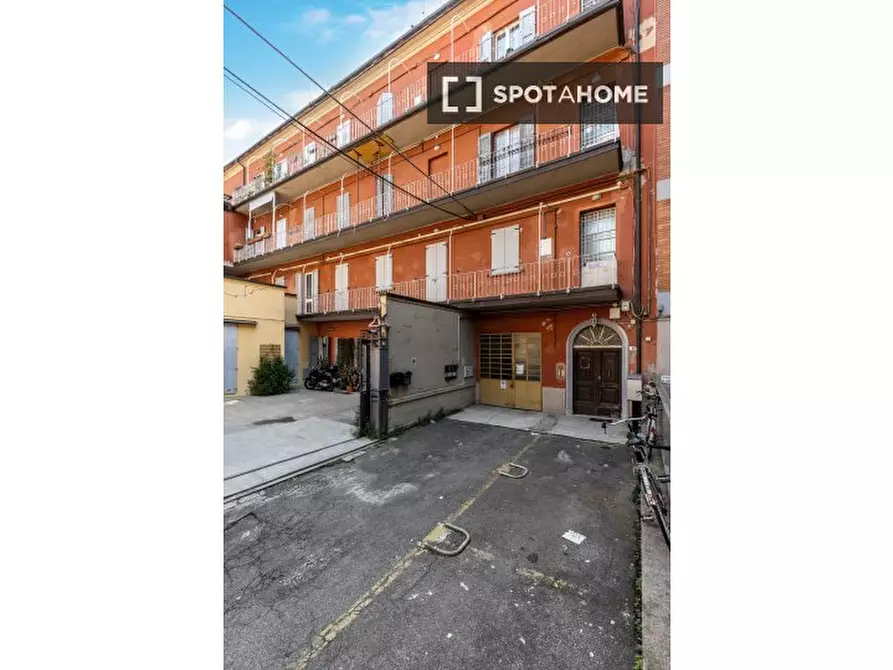 Immagine 19 di Ufficio in affitto  in Via Monaldo Calari a Bologna