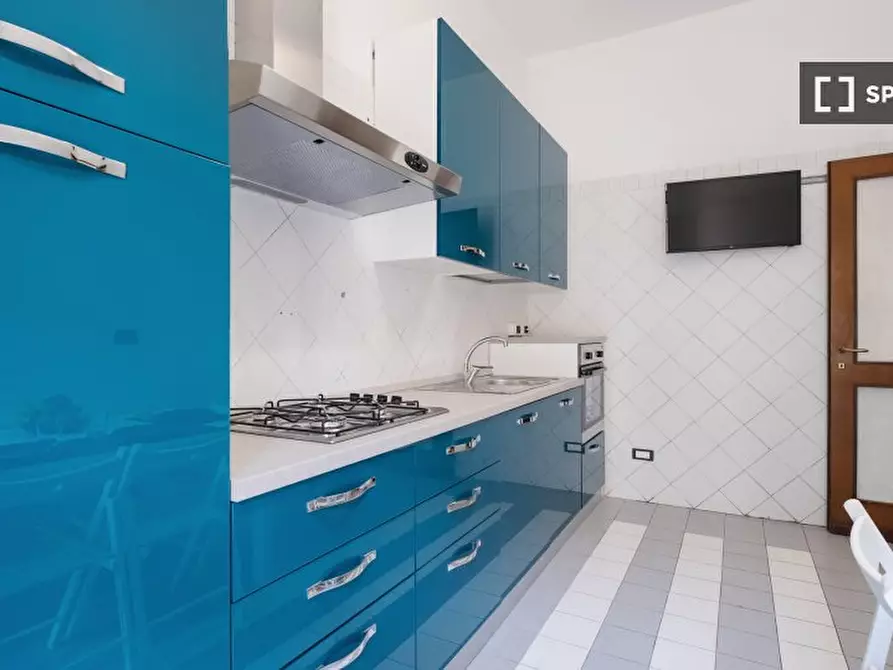 Immagine 14 di Camera condivisa in affitto  in Via Curtatone a Milano