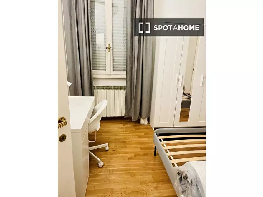 Immagine 2 di Camera condivisa in affitto  in via Caminandella a Milano